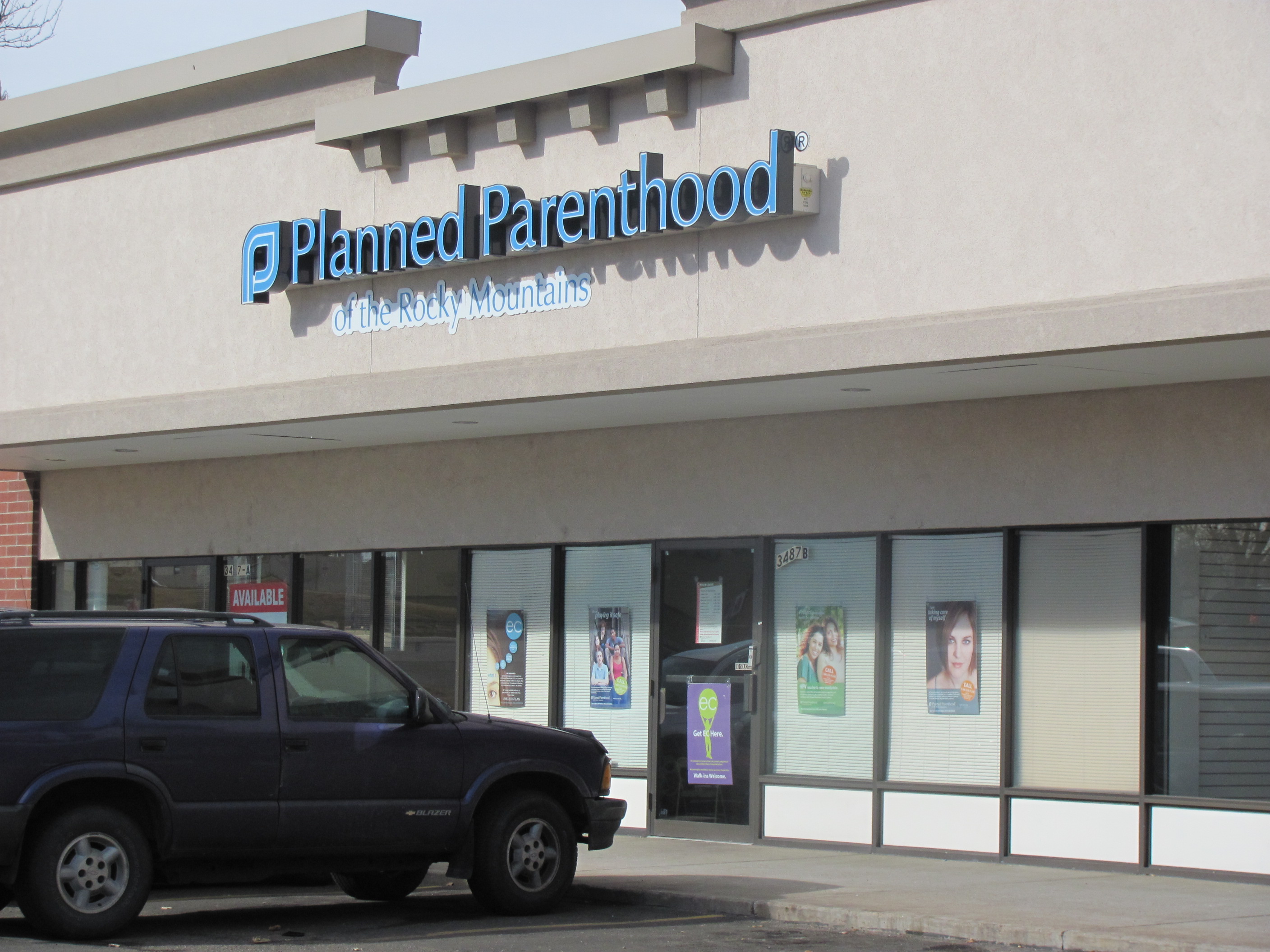 https://arquimedia.s3.amazonaws.com/27/noticias/planned-parenthood-clinicjpg.jpg