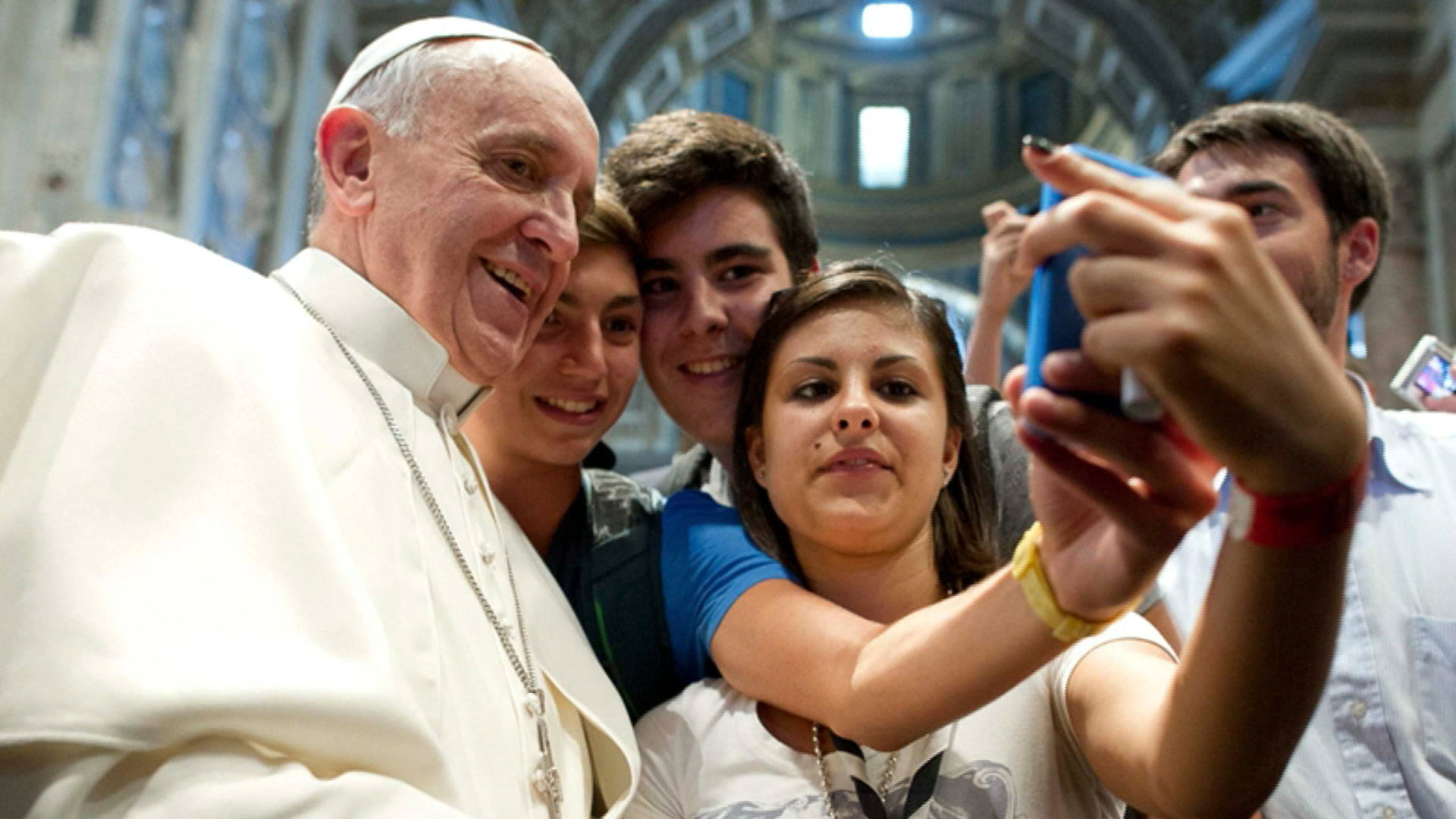 https://arquimedia.s3.amazonaws.com/27/sacerdotes/francisco-jovenesjpg.jpg