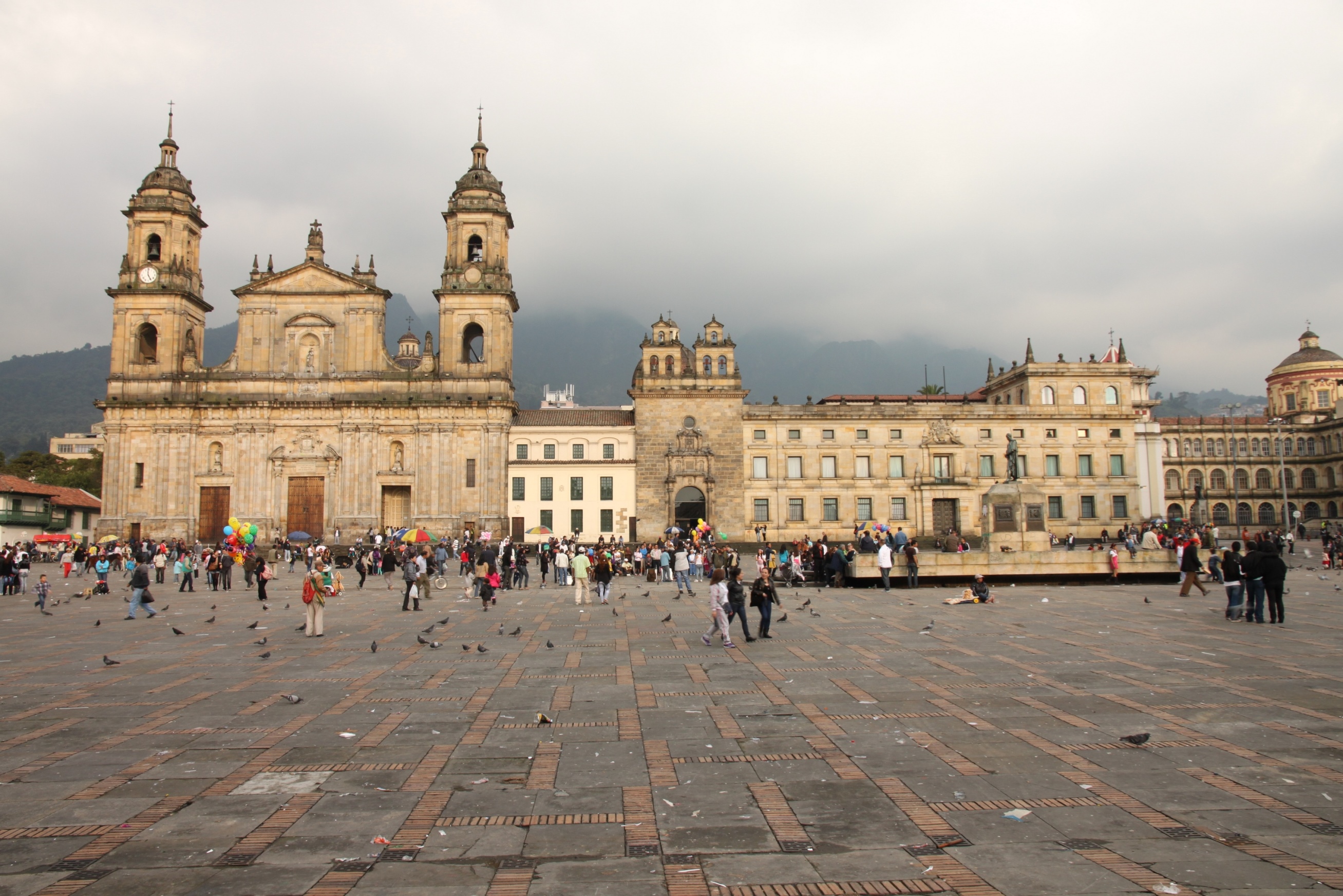 https://arquimedia.s3.amazonaws.com/27/noticias/catedral-primadajpg.jpg
