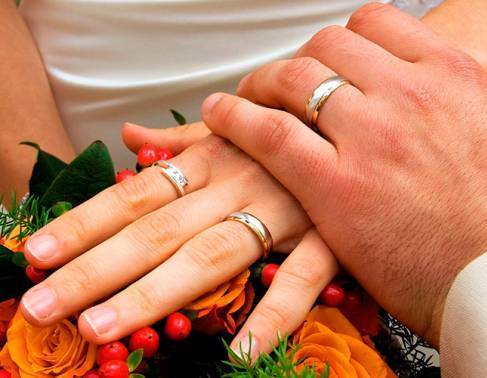 https://arquimedia.s3.amazonaws.com/256/noticias/manosanillosmatrimonio-pixabaydominiopublico-070815jpg.jpg