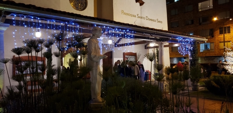 Fachada Parroquia Santo Domingo Savio